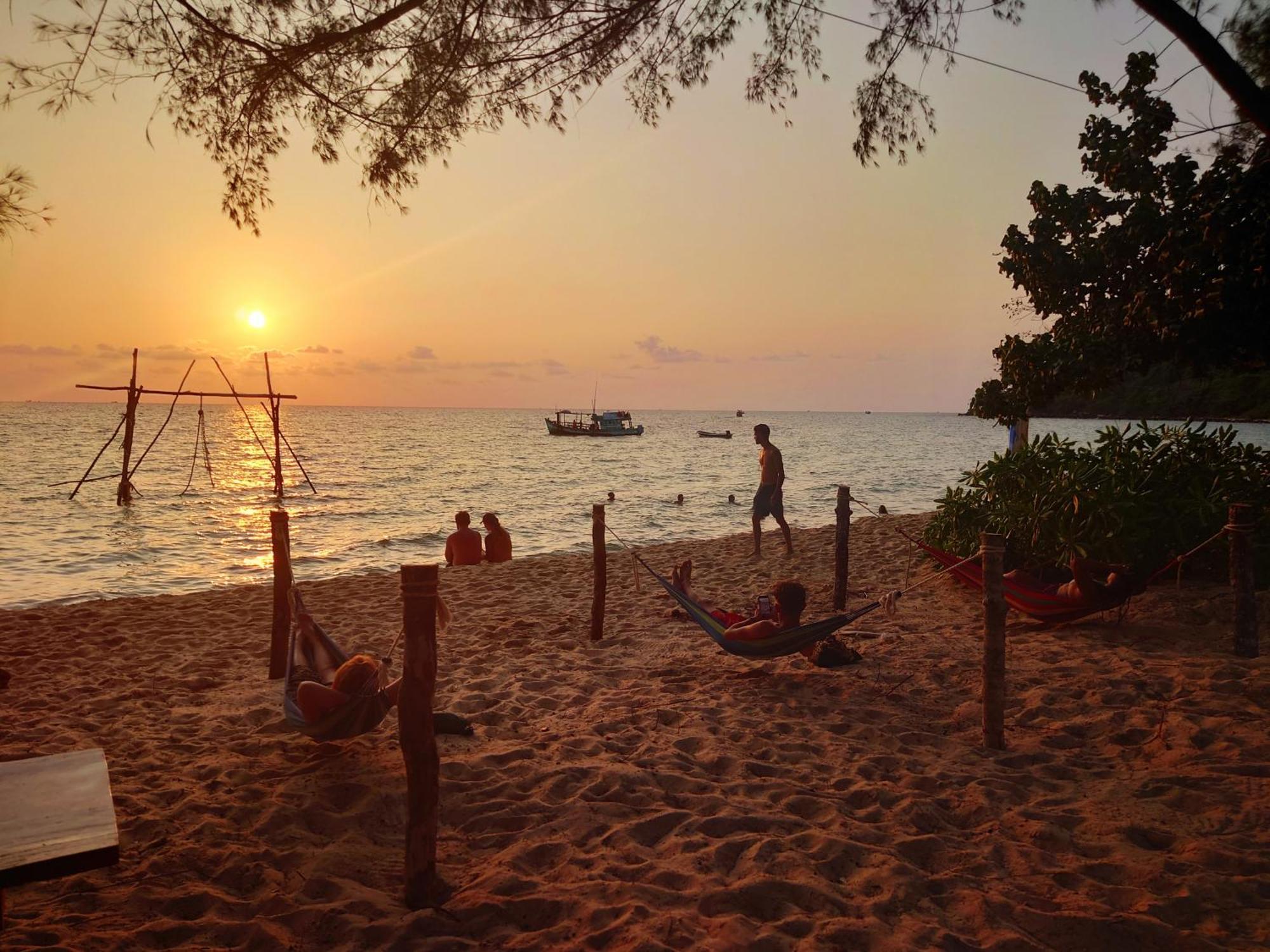 Paradise Sunset Beach Koh Rong Samlon Eksteriør billede